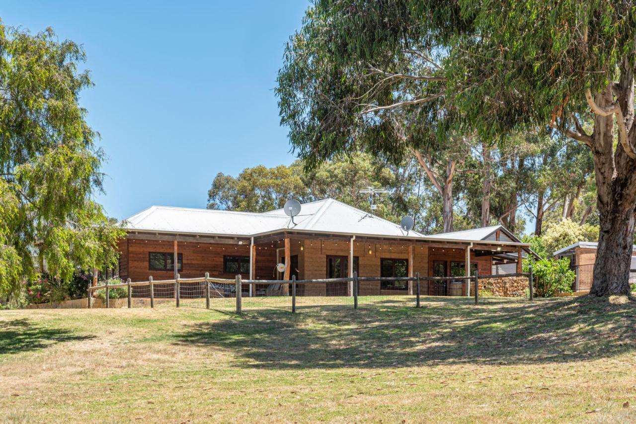 Island Brook Estate Vineyard And Chalets Yelverton Kültér fotó